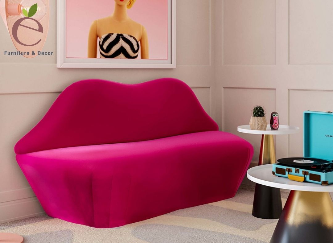 Ghế sofa cho bé màu hồng nổi bật tạo cảm giác thích thú khi sử dụng